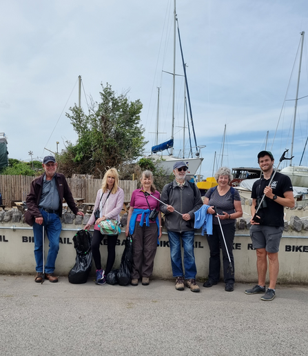 Walborough litter pick