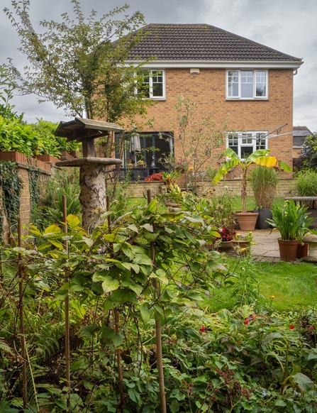 Individual Geoff Wilmer bird table