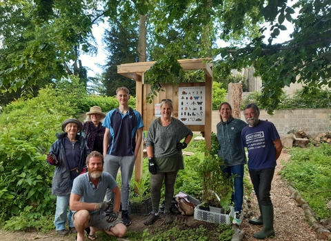 Grow_Batheaston_forest garden volunteer session